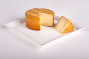 Smoked Gouda - Reine Vegan Gourmet Aged Vegan Cheese